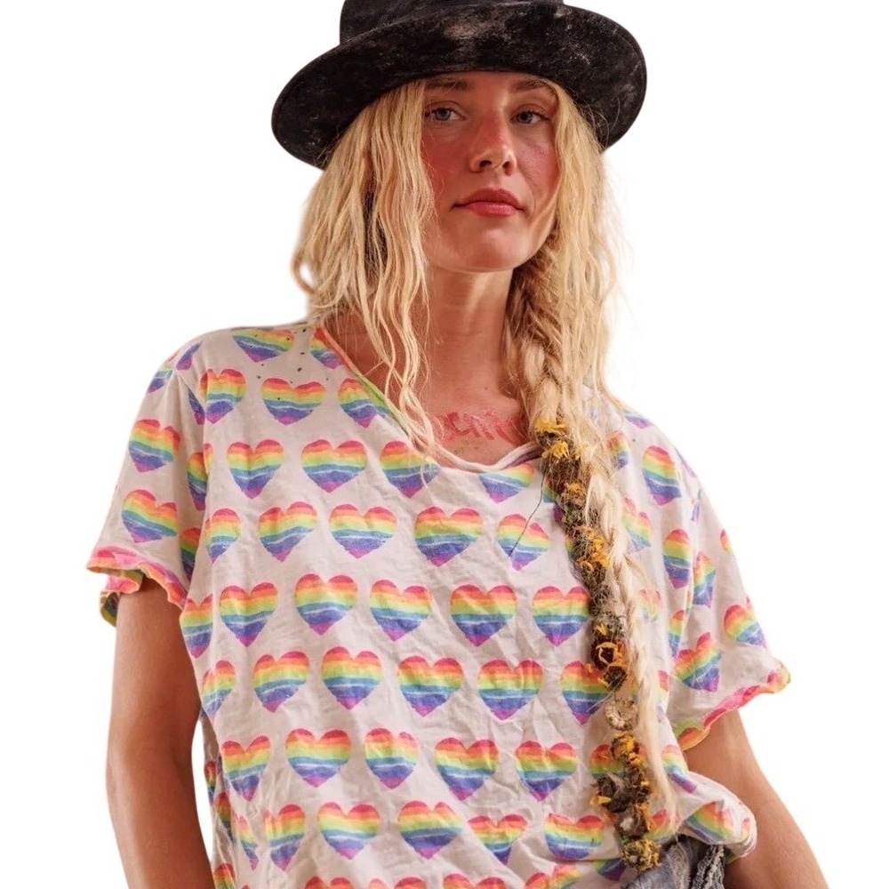 Magnolia Pearl Neon Hearts Love bows Tee Shirt NWT Boyfriend cut SOLD OUT